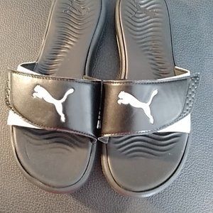 Puma velcro slides women's size 8